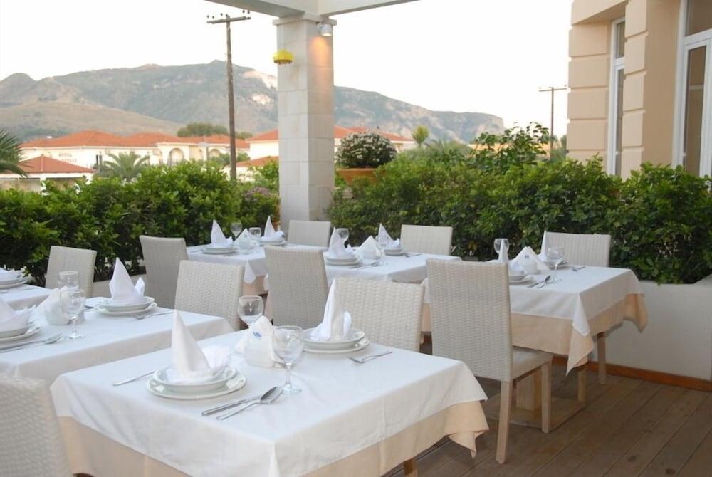 Bitzaro Grande Hotel & Suites Kalamákion Esterno foto