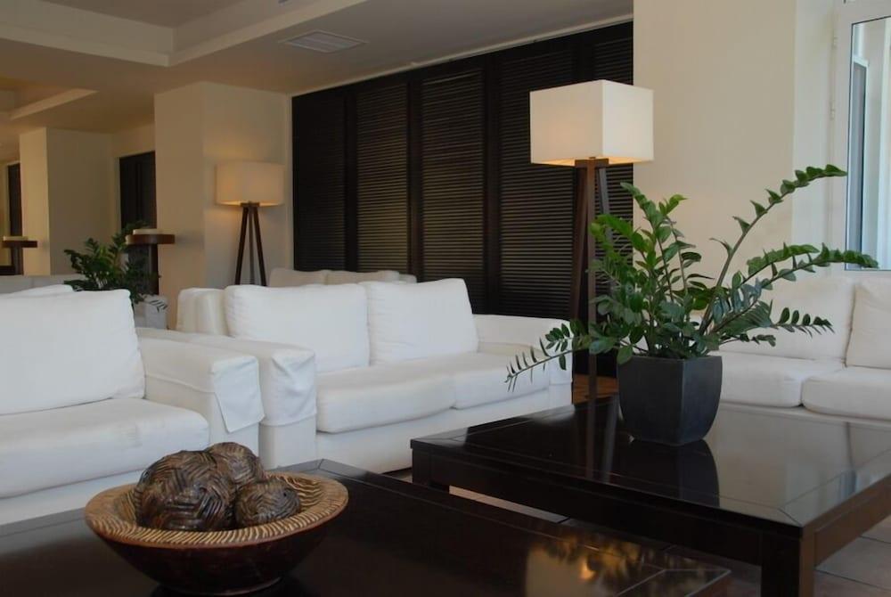 Bitzaro Grande Hotel & Suites Kalamákion Esterno foto