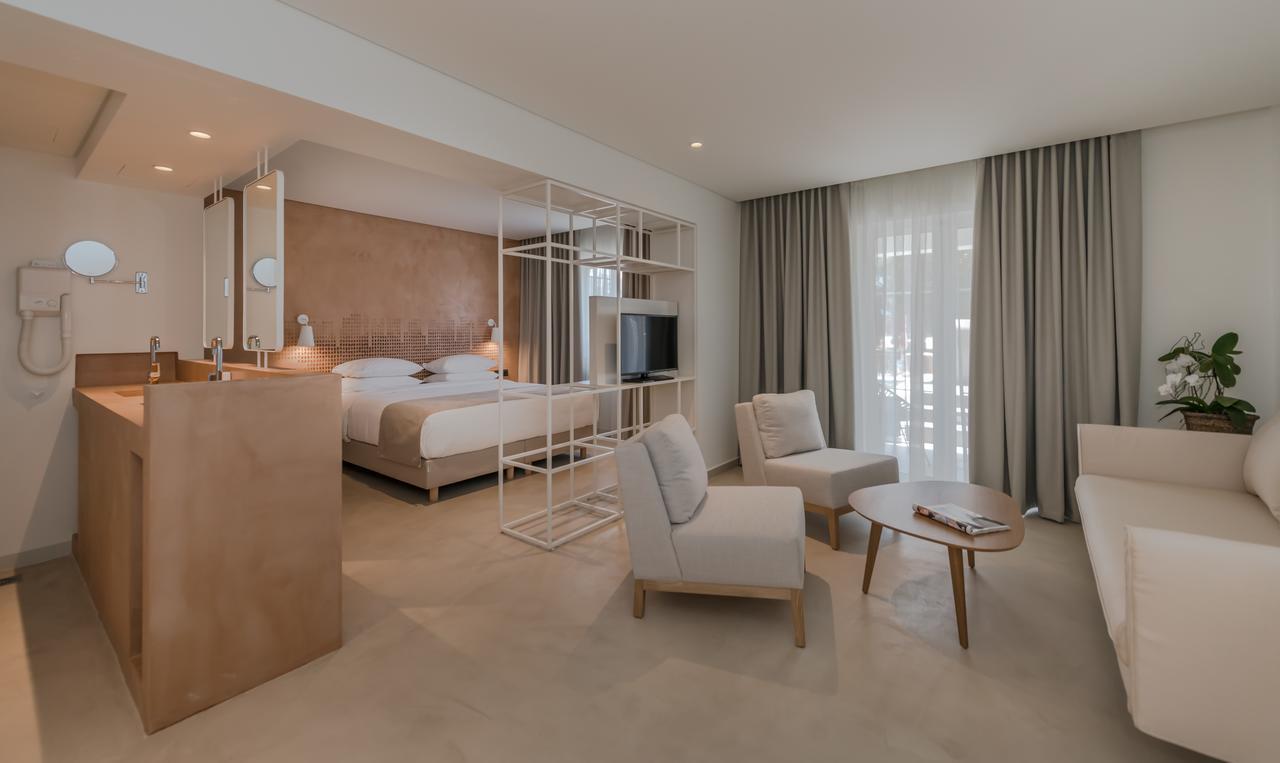 Bitzaro Grande Hotel & Suites Kalamákion Esterno foto