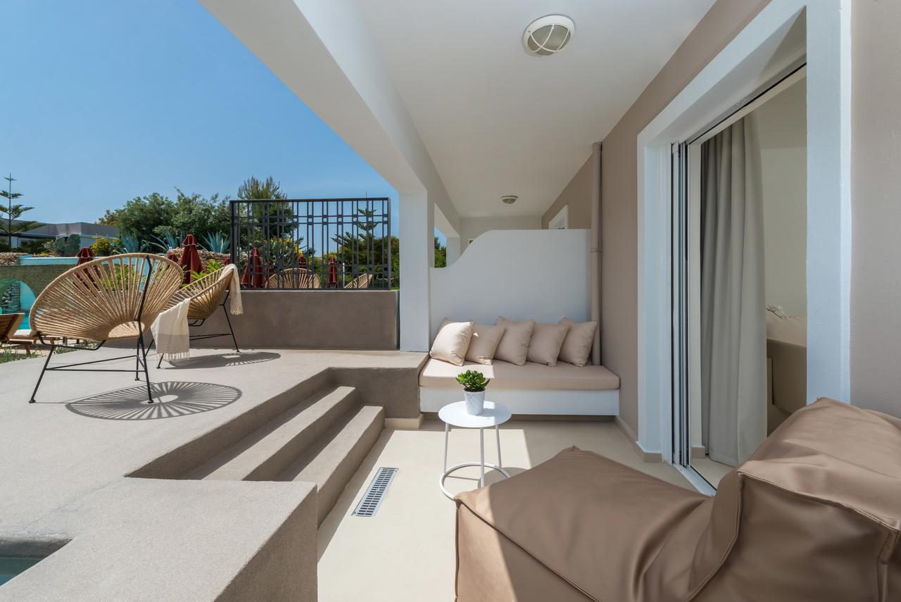 Bitzaro Grande Hotel & Suites Kalamákion Esterno foto
