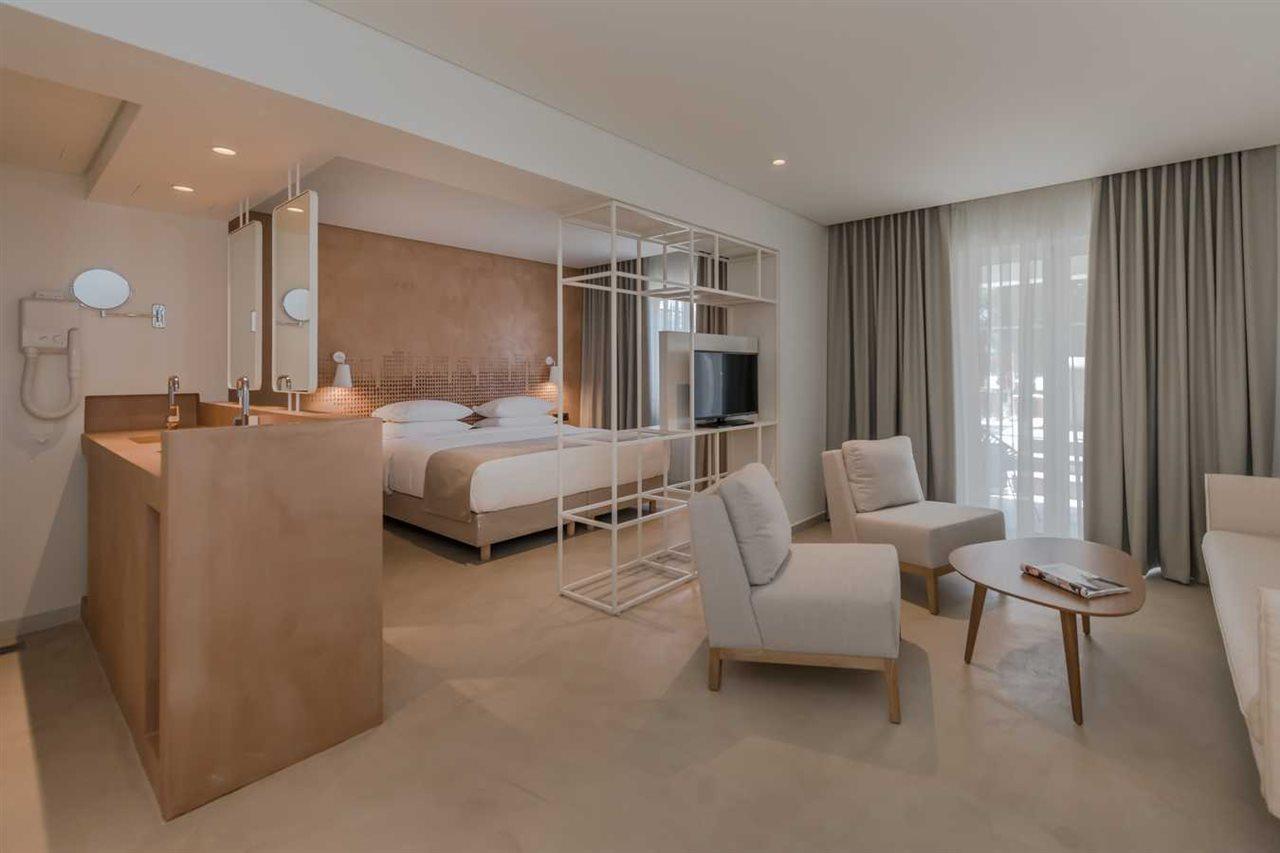 Bitzaro Grande Hotel & Suites Kalamákion Esterno foto
